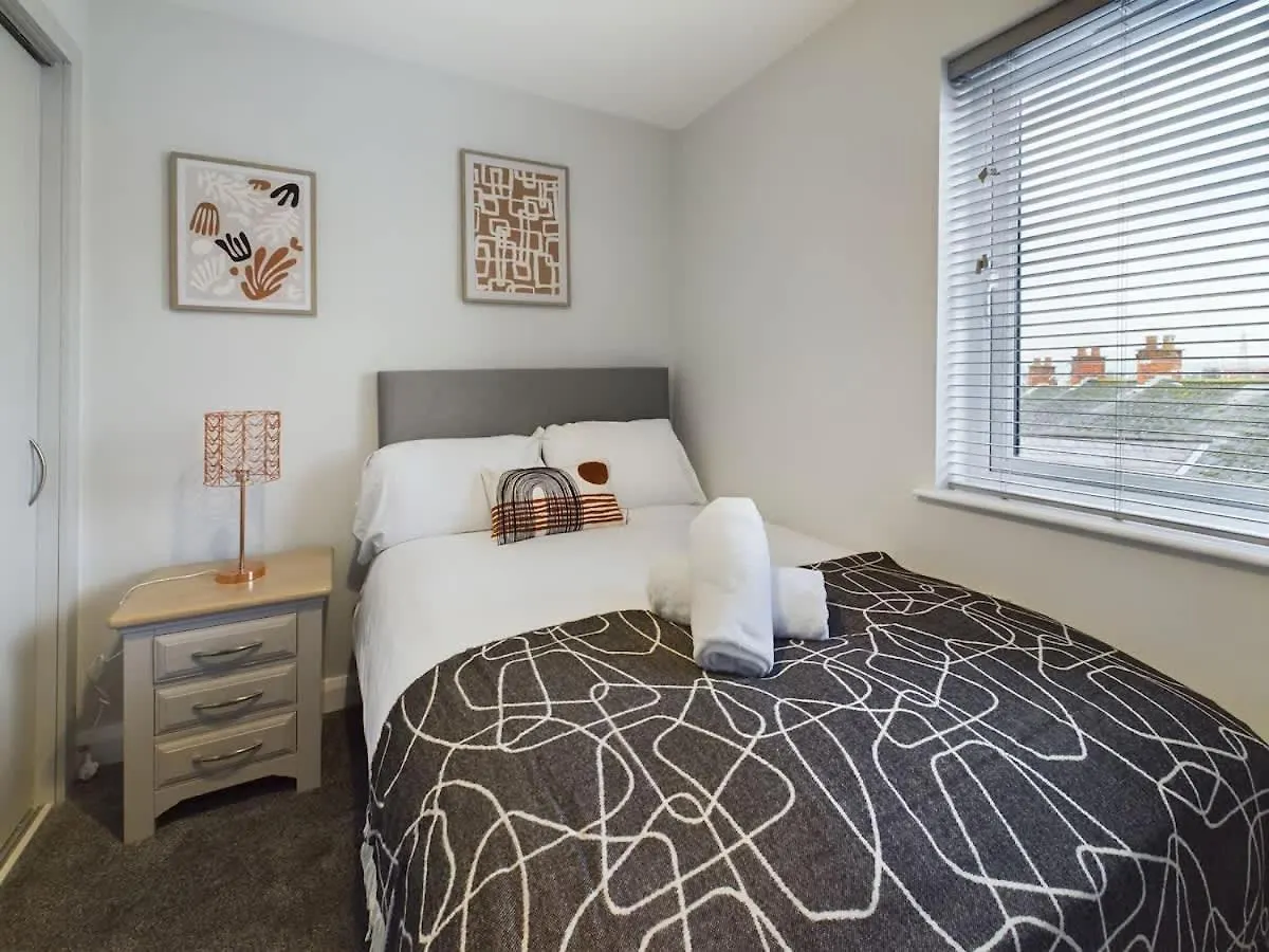 Modern 1 Bedroom Apartment In Belfast